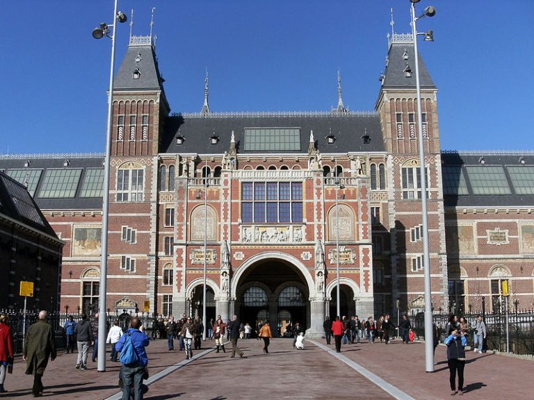 799px-20130420_Amsterdam_04_Rijksmuseum